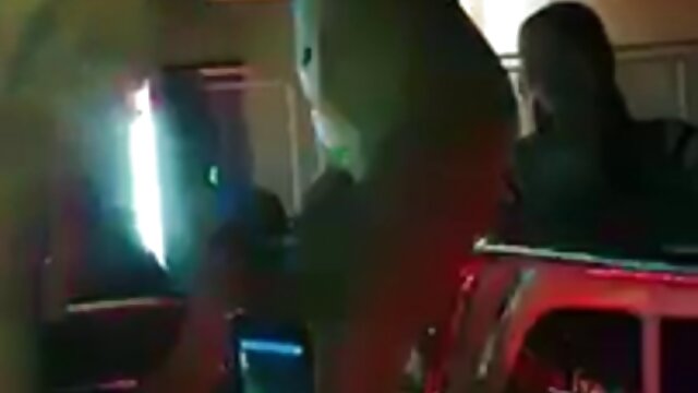 پاریس هیلتون مشهور دانلود فیلم سک از blowjob