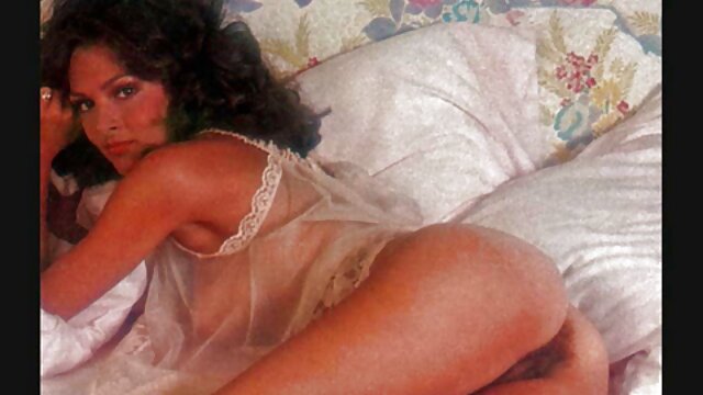 فاحشه بزرگ الاغ کلمبیایی ، پائولا سوار یک خروس بزرگ فیلم سکس خارجی توپ